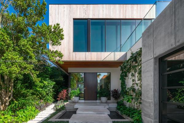 Di Lido Island, 609 E Dilido Dr, Miami Beach, Florida 33139, image 1