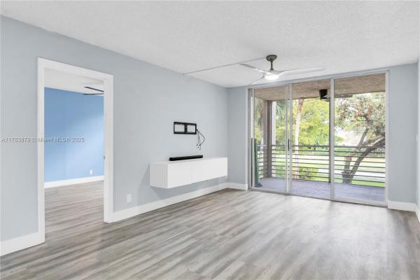 Tangerine Of Pine Island Ridge, 9460 Tangerine Pl #202, Davie, Florida 33324, image 3