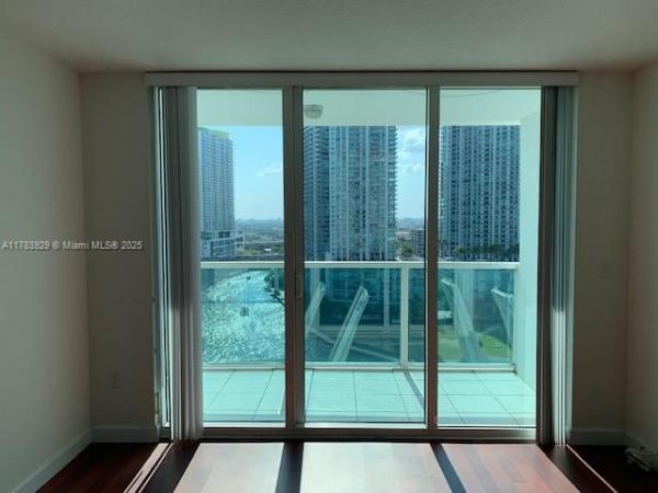 Brickell On The River North Tower, 31 SE 5th St #2009, Miami, Florida 33131, image 1