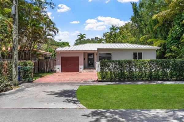 Silver Bluff Business Center, 2431 Overbrook St, Miami, Florida 33133, image 3