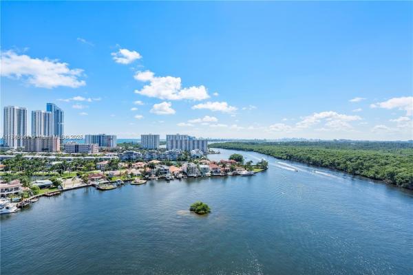 400 Sunny Isles West, 400 SE Sunny Isles Blvd #1702, Sunny Isles Beach, Florida 33160, image 1