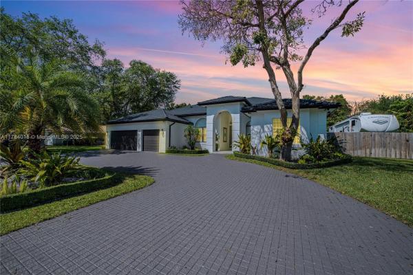 Cutler Country Groves, 18500 SW 78th Pl, Cutler Bay, Florida 33157, image 1