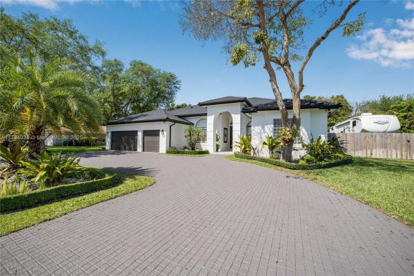 Cutler Country Groves, 18500 SW 78th Pl, Cutler Bay, Florida 33157, image 3