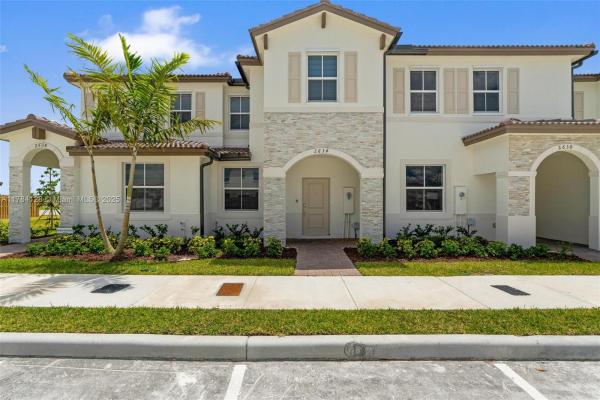 2634 SE 29th St #2634, Unincorporated Dade County, Florida 33035, image 1
