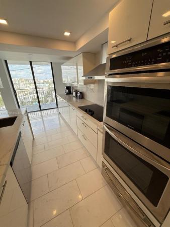 Sunny Isles Beach, Florida 33160, image 1