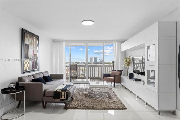1000 Island Boulevard, 1000 W Island Blvd #812, Aventura, Florida 33160, image 1