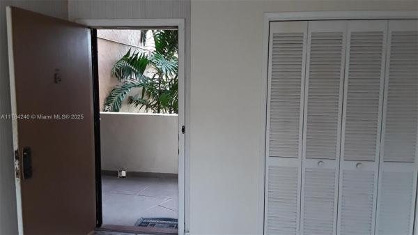 Parkside, 9150 Fontainebleau Blvd #209, Fountainebleau, Florida 33172, image 3