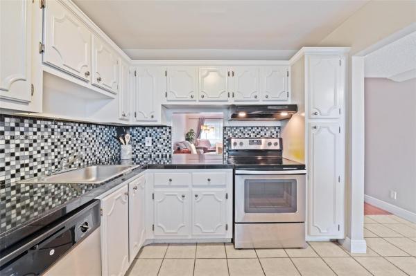 Foxwood Hollow At Coral Springs, 3000 Riverside Dr #309-1, Coral Springs, Florida 33065, image 1