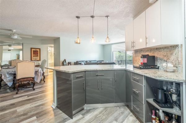 Emerald At Delray, 5962 Morningstar Cir #304, Delray Beach, Florida 33484, image 3
