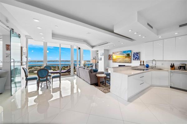 Blue Diamond, 4779 Collins Ave #PH4306, Miami Beach, Florida 33140, image 1