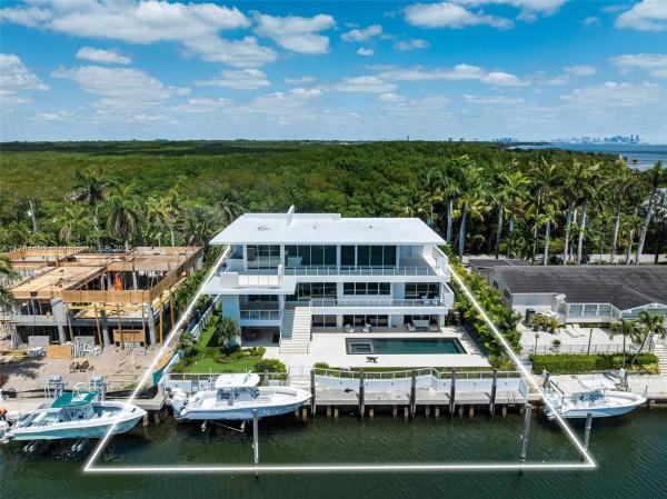Gables By The Sea, 830 Lugo Ave, Coral Gables, Florida 33156, image 2