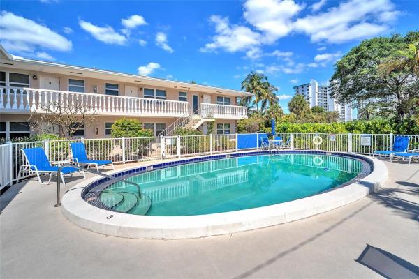 Georgetown, 3216 NE 13th St #1, Pompano Beach, Florida 33062, image 1