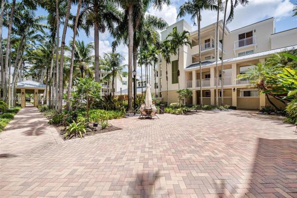 7598 SW 102nd St #300, Pinecrest, Florida 33156, image 1