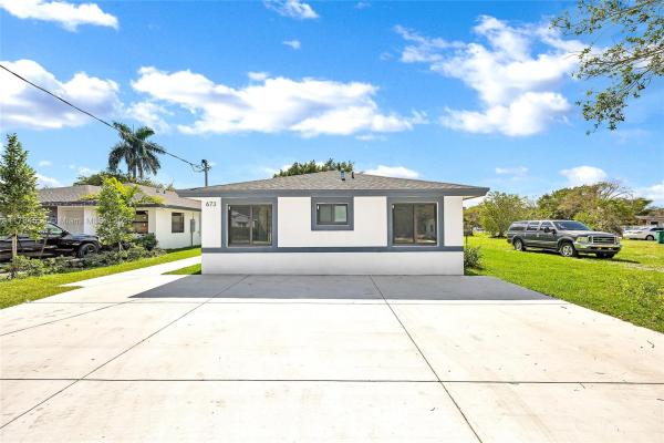 Rockwood, 673 NW 14th St #2, Florida City, Florida 33034, image 1