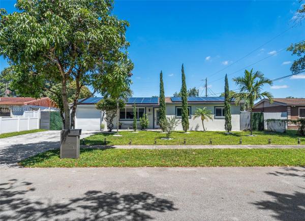 Boulevard Heights, 251 N 71st Ave, Hollywood, Florida 33024, image 1