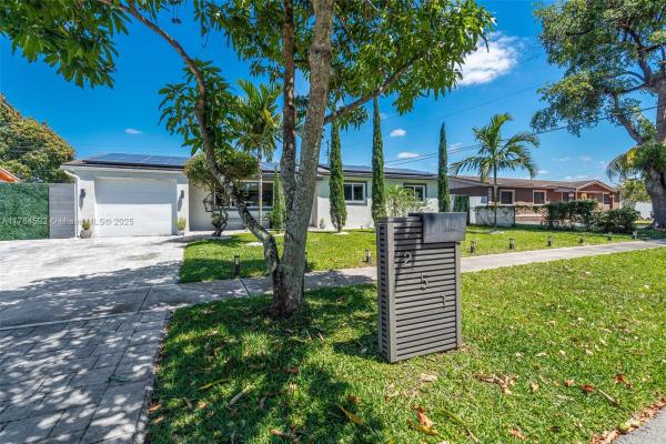 Boulevard Heights, 251 N 71st Ave, Hollywood, Florida 33024, image 3