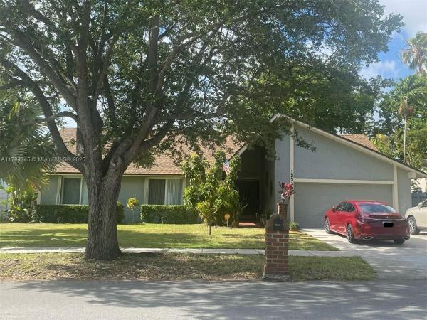 13330 SW 102nd St, Unincorporated Dade County, Florida 33186, image 1