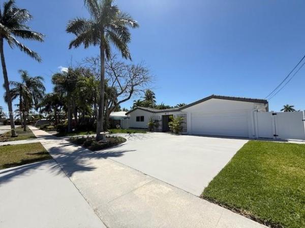 Garden Isles, 411 SE 6th Ave, Pompano Beach, Florida 33060, image 1
