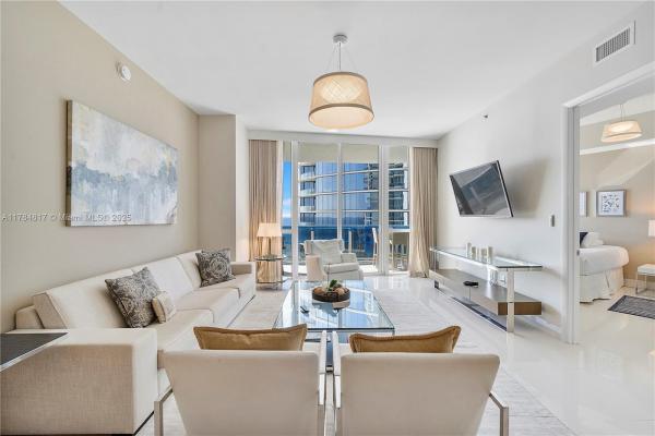 Tdr Tower 3, 15811 Collins Ave #1707, Sunny Isles Beach, Florida 33160, image 2