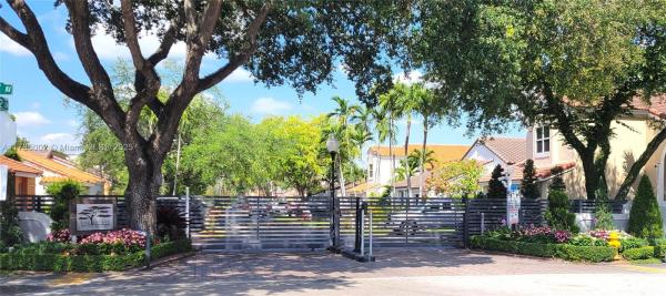 Las Casas At Kendall, 11750 SW 92nd Ln, Kendall, Florida 33186, image 3
