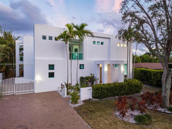 Knoll Ridge, 5432 NE 21st Ter, Fort Lauderdale, Florida 33308, image 1