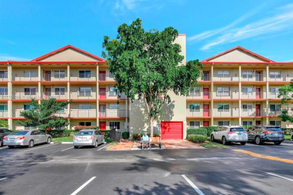 Cambridge At Century Village, 901 SW 128th Ter #407A, Pembroke Pines, Florida 33027, image 1