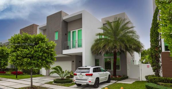 The Mansions At Doral, 10561 NW 68th Ter, Doral, Florida 33178, image 1