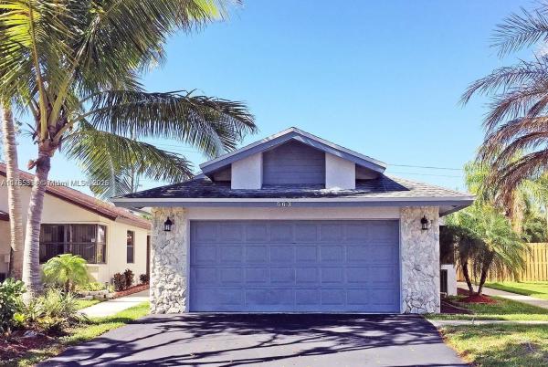 Homes Of Lakeridge, 563 Lakeside Cir, Sunrise, Florida 33326, image 1