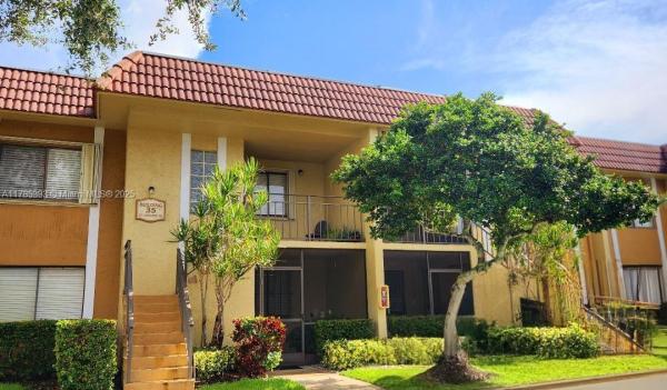Racquet Club At Bonaventure, 307 Lakeview Dr #102, Weston, Florida 33326, image 1