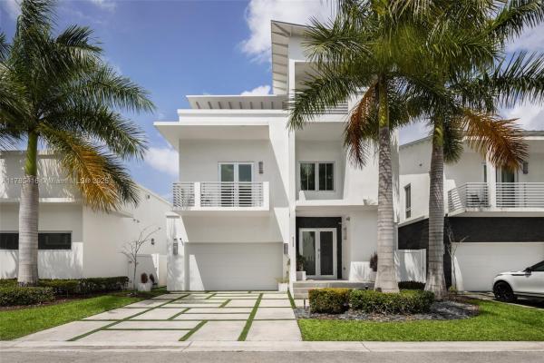 Oasis Park Square At Doral, 8249 NW 33rd Ter, Doral, Florida 33122, image 1