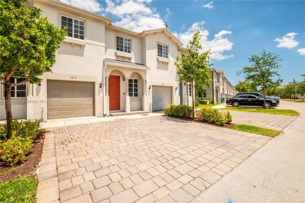 Walden Place, 1417 NW 208th Ter, Miami Gardens, Florida 33169, image 1