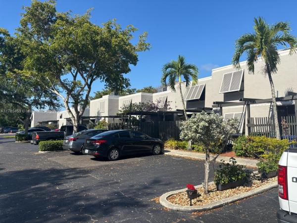 Villas Lakes, 1678 NW 113th Way, Pembroke Pines, Florida 33026, image 1