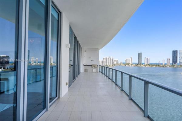 Echo Aventura East, 3300 NE 188th St #UPH-15, Aventura, Florida 33180, image 2