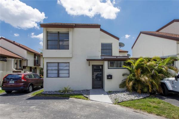 471 NW 98th Ct #471, Unincorporated Dade County, Florida 33172, image 1