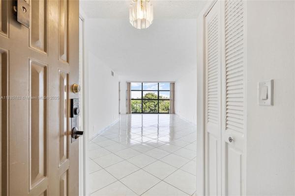 Towers Of Oceanview South, 600 Parkview Dr #525, Hallandale Beach, Florida 33009, image 1