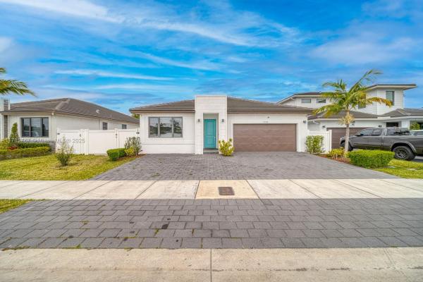 23214 SW 107th Ave, Unincorporated Dade County, Florida 33032, image 1