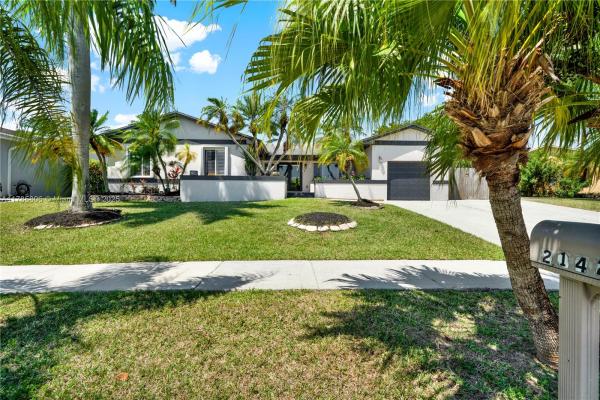 Old Cutler Common, 21420 SW 97th Pl, Cutler Bay, Florida 33189, image 1