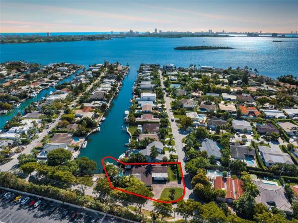 Sans Souci Estates, 1805 NE 117th Rd, North Miami, Florida 33181, image 1