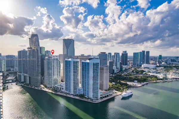 Met 1, 300 S Biscayne Blvd #T-3710, Miami, Florida 33131, image 1