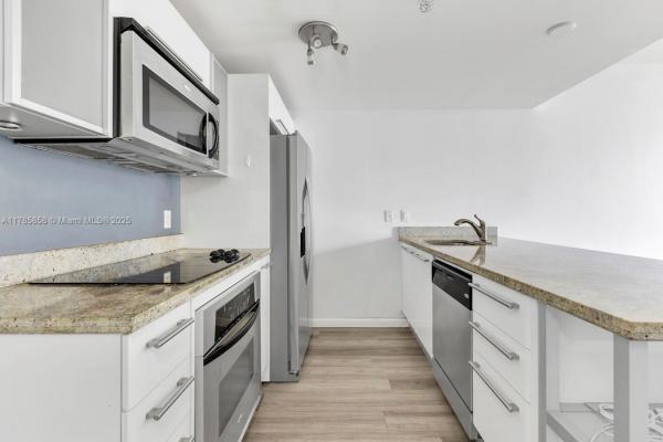 Latitude On The River, 185 SW 7th St #1508, Miami, Florida 33130, image 2