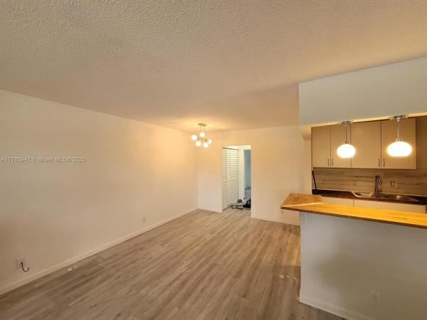 14 Salisbury A #14, West Palm Beach, Florida 33417, image 1