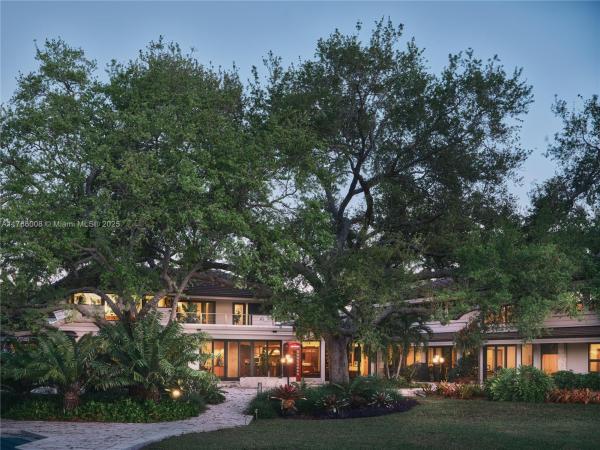 Gables Estates, 700 Arvida Pkwy, Coral Gables, Florida 33156, image 1