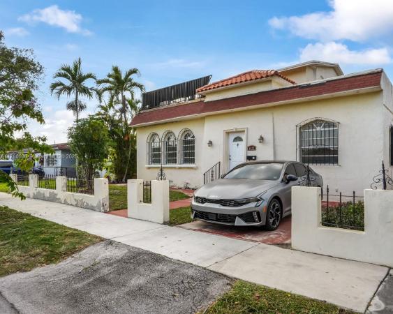 Tamiami Highlands, 5629 SW 7th St, Miami, Florida 33134, image 1