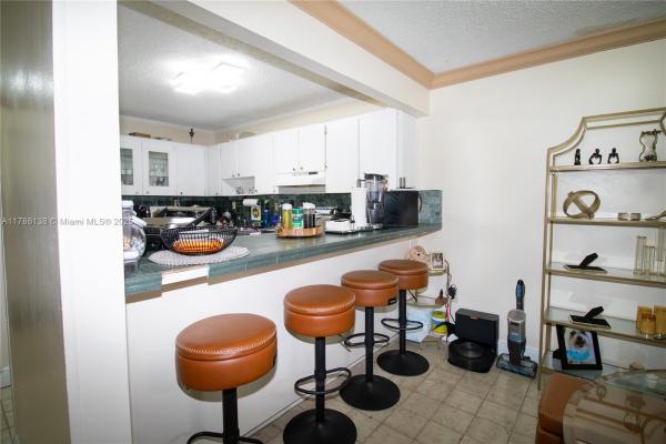 Westland South, 4670 W 13th Ln #207, Hialeah, Florida 33012, image 3