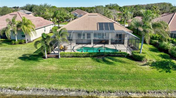 Quarry Shores, 9762 Nickel Ridge Cir, Naples, Florida 34120, image 2