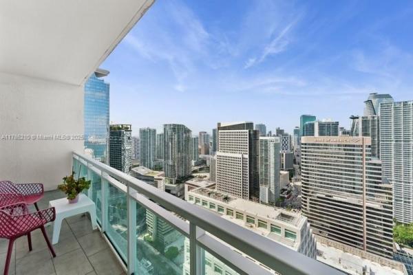 The Plaza On Brickell East, 950 Brickell Bay Dr #4606, Miami, Florida 33131, image 3