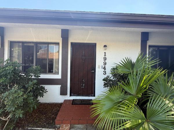 19943 NE 5th Ct #2M, Unincorporated Dade County, Florida 33179, image 1