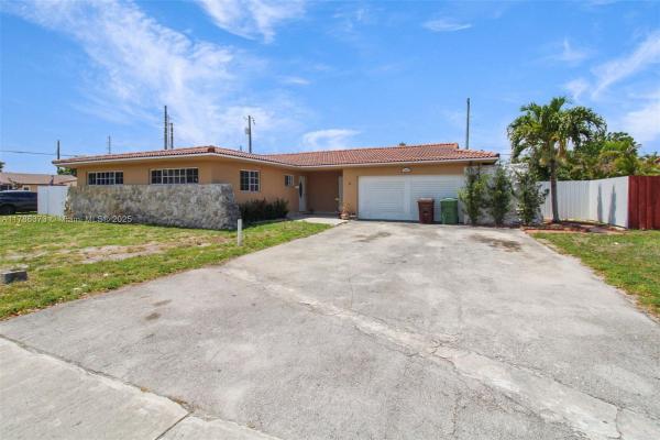 Palm Springs Lakes, 7600 W 15th Ave, Hialeah, Florida 33014, image 3