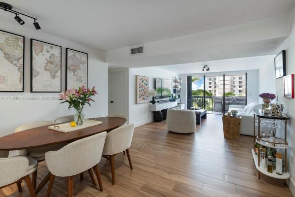 Biltmore 2, 600 Biltmore Way #513, Coral Gables, Florida 33134, image 1