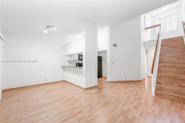Parc Vista, 14006 SW 90th Ter, Kendall, Florida 33186, image 3
